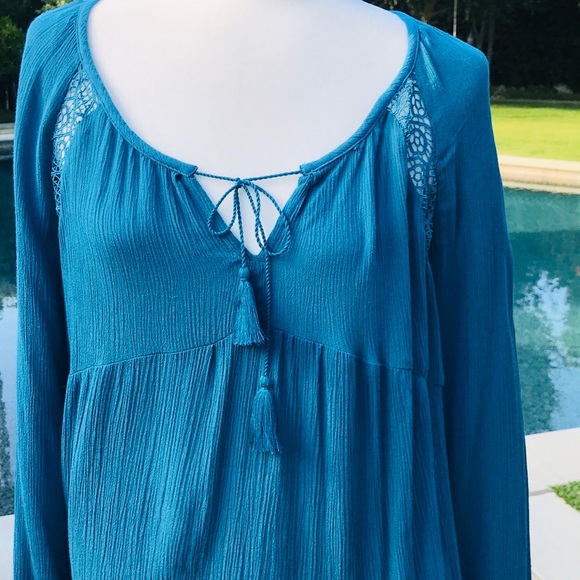 NEW OLD NAVY TOP MEDIUM - Picture 3 of 12